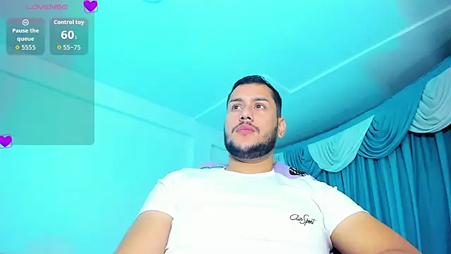 Latino Hot Boy online show from 12-01-25, 07:15