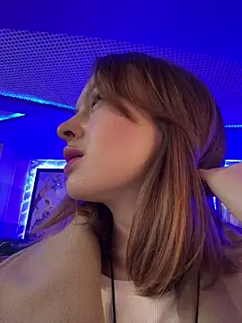 Snapshot of hani_obsessed chatting on 03-03-26, 01:51 hani obsessed online show from 03-03-26, 01:51