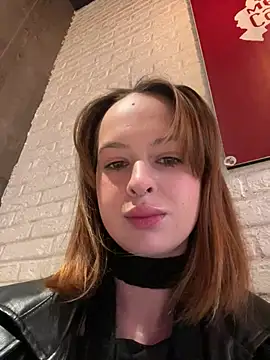 Snapshot of hani_obsessed chatting on 02-03-26, 11:15 hani obsessed online show from 02-03-26, 11:15