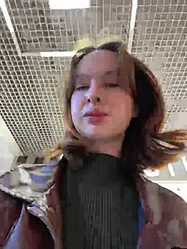 Snapshot of hani_obsessed chatting on 02-12-26, 10:15 hani obsessed online show from 02-12-26, 10:15