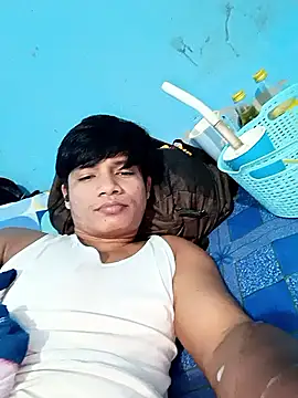 Snapshot of Ayetun008 chatting on 01-13-26, 07:51 Ayetun008 online show from 01-13-26, 07:51