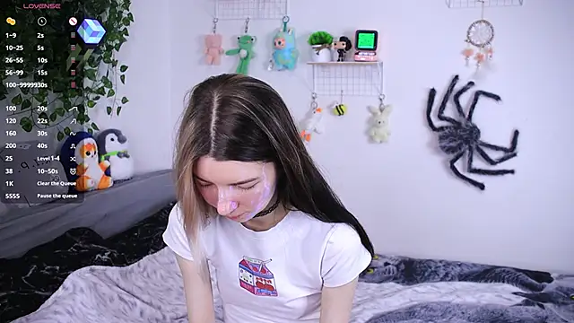 Emmie shy online show from 12-19-25, 11:45