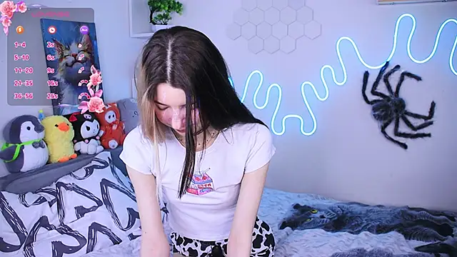 Emmie shy online show from 02-26-26, 11:54