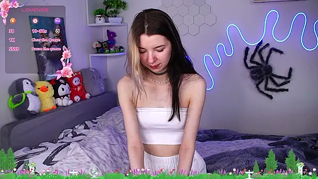 Emmie shy online show from 03-14-26, 02:01