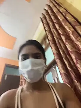 Snapshot of sexyayeshadesi chatting on 11-17-25, 03:54 sexyayeshadesi online show from 11-17-25, 03:54