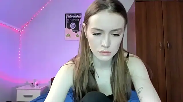 tinyglow online show from 03-13-26, 09:31