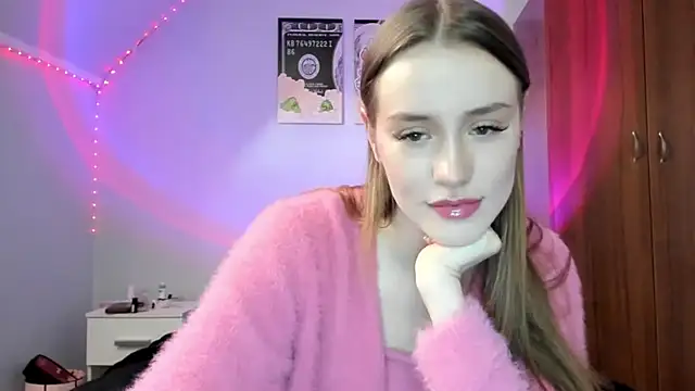 tinyglow online show from 04-14-26, 09:42