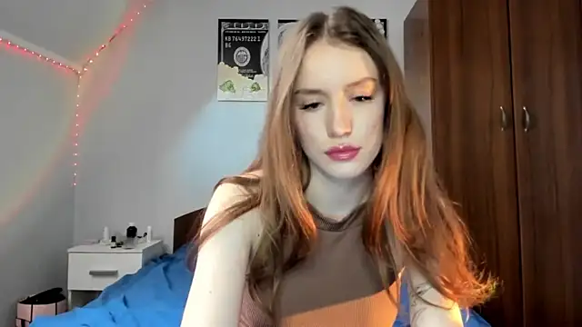 tinyglow online show from 03-18-26, 08:10