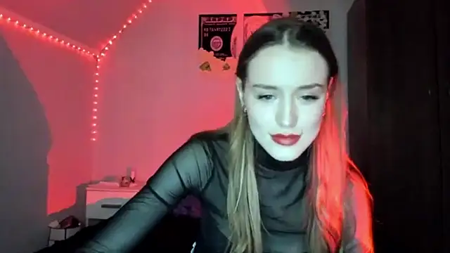 tinyglow online show from 03-05-26, 07:43