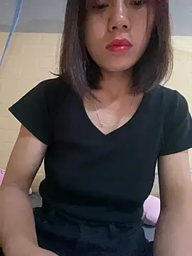 Snapshot of Trangbabylove chatting on 07-11-26, 02:56 Trangbabylove online show from 07-11-26, 02:56