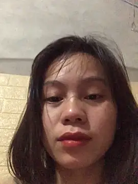 Trangbabylove online show from 12-17-25, 12:04