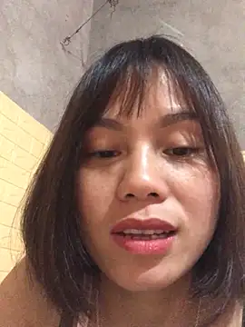 Trangbabylove online show from 03-18-26, 07:33