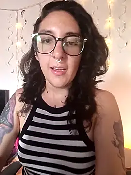 Melinerd online show from 12-22-25, 05:13