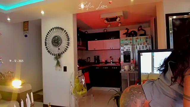 sofiasexhot online show from 12-19-25, 01:02