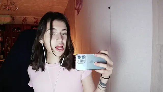 KristinaScott online show from 03-01-26, 05:57