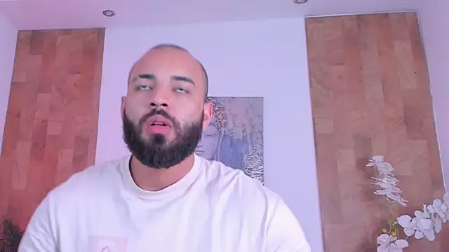 Chris Varden online show from 04-08-26, 09:16