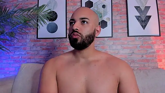 Chris Varden online show from 04-10-26, 07:10