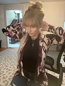 sofrancy online show from 02-05-26, 03:41