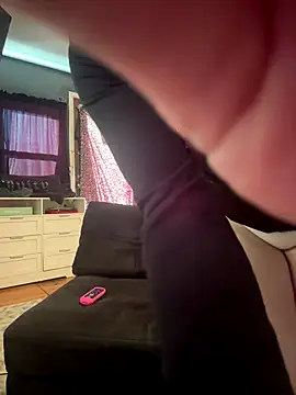 sofrancy online show from 12-21-25, 04:19