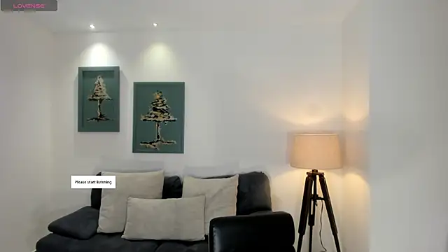 HaileyRoss  online show from 05-02-26, 01:44