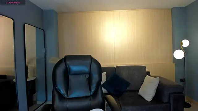 ZaraKafruni online show from 02-22-26, 11:39