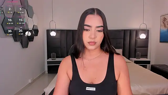 SophieLanne online show from 05-20-26, 04:20