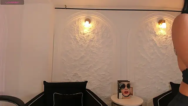 SophieLanne online show from 01-13-26, 04:27