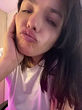 LaraDanverss online show from 06-24-26, 02:15