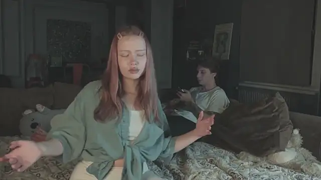 Snapshot of Frend_Zone chatting on 11-14-25, 11:19 Frend Zone online show from 11-14-25, 11:19