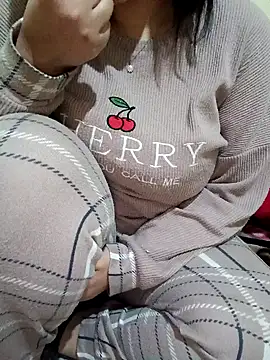 Snapshot of Maryam89six chatting on 01-17-26, 11:41 Maryam89six online show from 01-17-26, 11:41