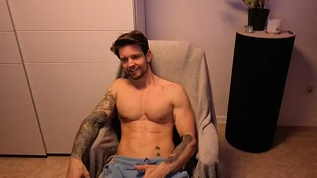 Mystery Mark online show from 11-26-25, 06:41