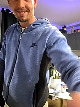 Mystery Mark online show from 04-12-26, 07:39