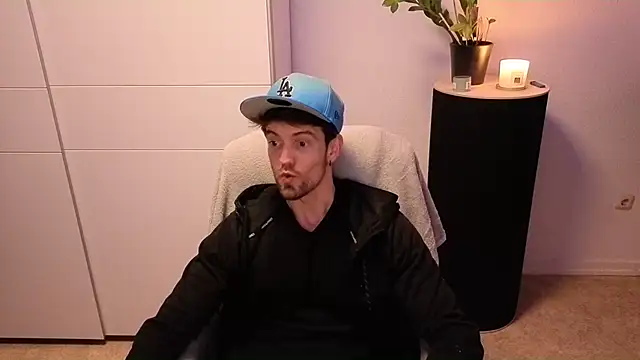 Mystery Mark online show from 11-22-25, 08:08