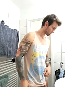 Mystery Mark online show from 03-06-26, 09:43