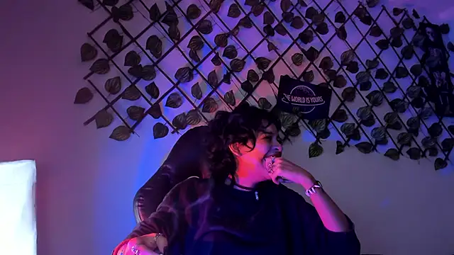 Anny Kiitty online show from 06-16-26, 05:40