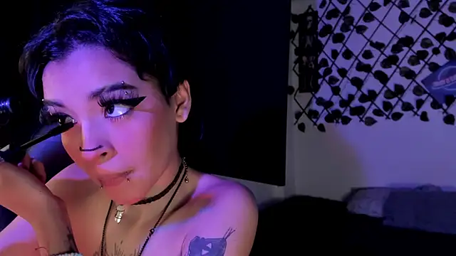 Anny Kiitty online show from 05-21-26, 04:32