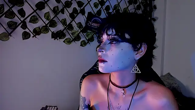 Anny Kiitty online show from 06-12-26, 07:28