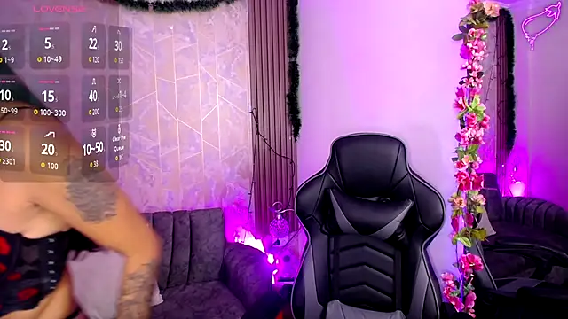 Tiny Mooore1 online show from 11-18-25, 11:46