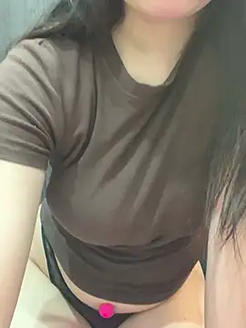 Snapshot of Agela_baby chatting on 02-12-26, 03:34 Agela baby online show from 02-12-26, 03:34