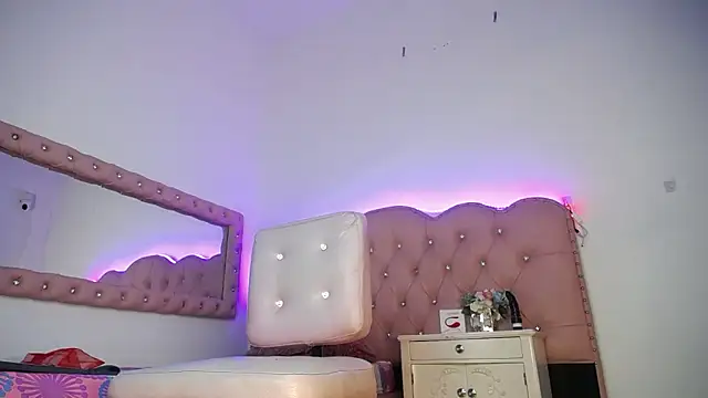 Sussan cooper online show from 03-03-26, 07:43