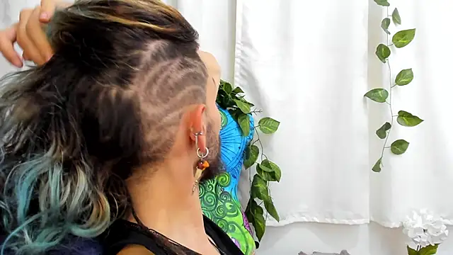 AngelDamianArt online show from 12-05-25, 09:01