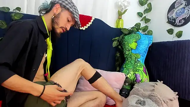 AngelDamianArt online show from 11-28-25, 01:33