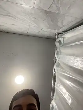 Snapshot of daddyshomeee_ chatting on 02-18-26, 12:41 daddyshomeee online show from 02-18-26, 12:41