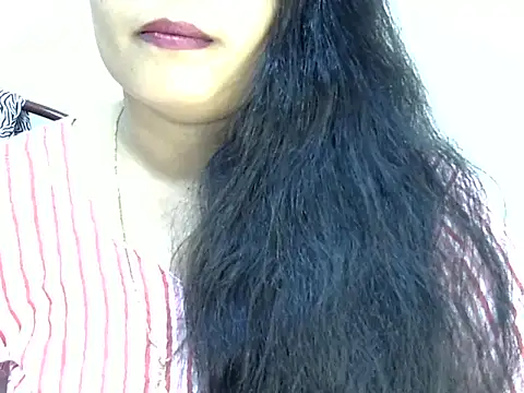Muskan Jha online show from 04-13-26, 01:37