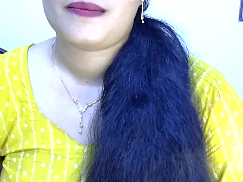 Snapshot of Muskan_Jha chatting on 06-03-26, 02:33 Muskan Jha online show from 06-03-26, 02:33