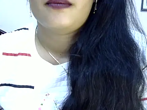 Snapshot of Muskan_Jha chatting on 06-15-26, 01:00 Muskan Jha online show from 06-15-26, 01:00