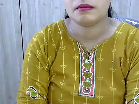 Muskan Jha online show from 03-25-26, 03:39