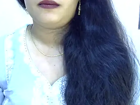 Snapshot of Muskan_Jha chatting on 05-21-26, 02:20 Muskan Jha online show from 05-21-26, 02:20