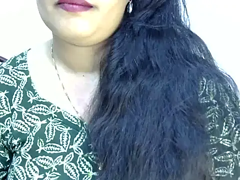Muskan Jha online show from 04-14-26, 01:49