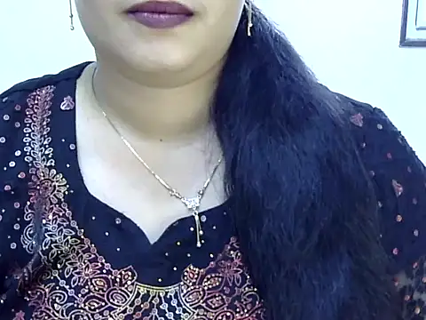 Snapshot of Muskan_Jha chatting on 06-21-26, 03:45 Muskan Jha online show from 06-21-26, 03:45